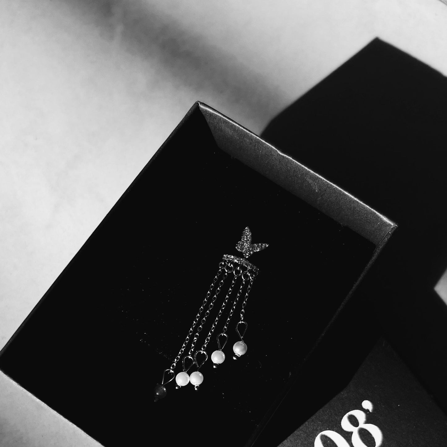 עגיל ״בל״ | "BELL" earring