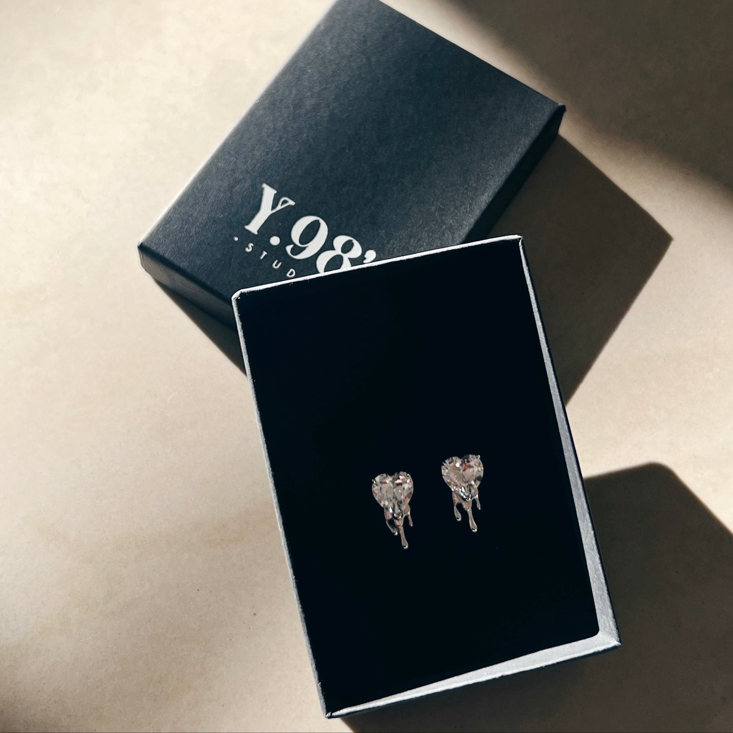 עגילי ״שר״ | "CHER" earrings