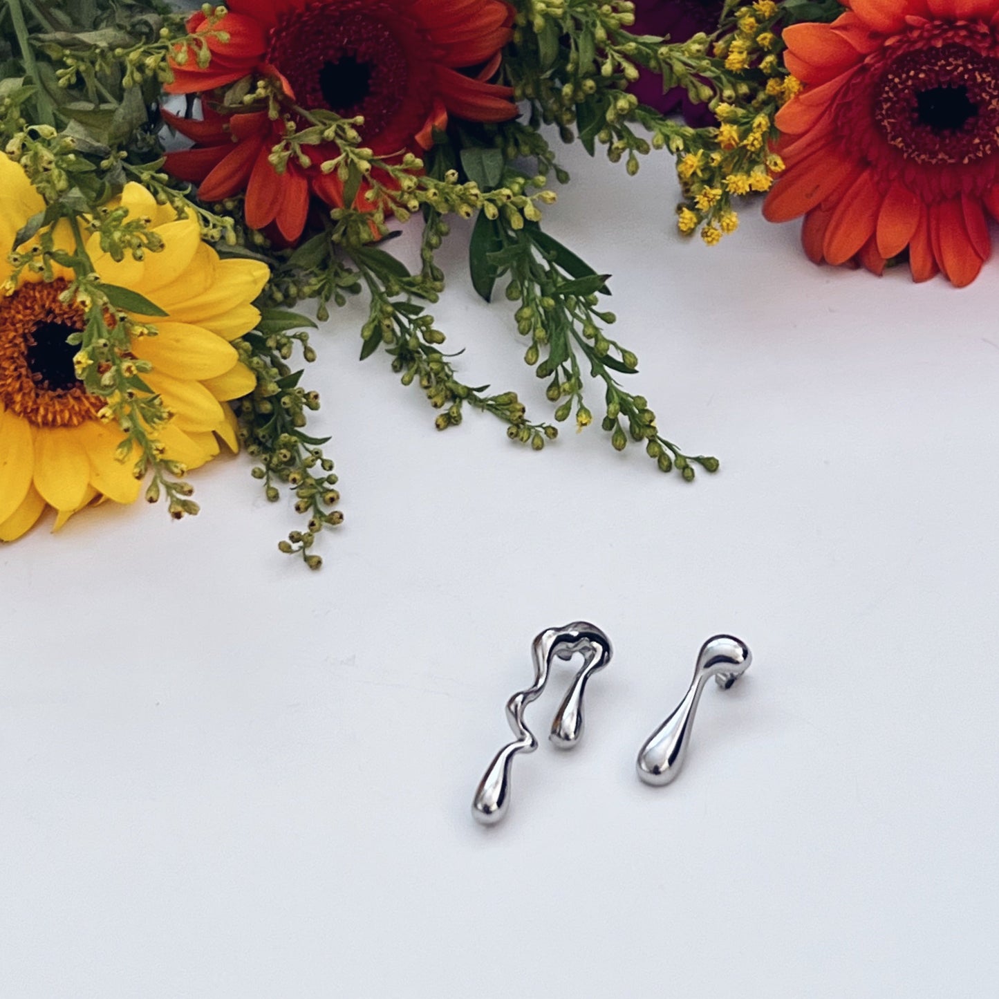"EVA" earrings | עגילי ״אוה״