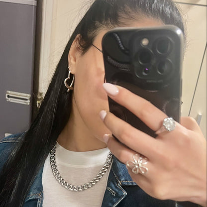 עגיל סטנסטיל בצורת לב ליום יום