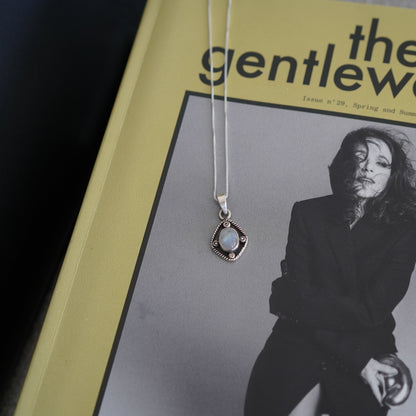 "Hen" Necklace | שרשרת ״חן״