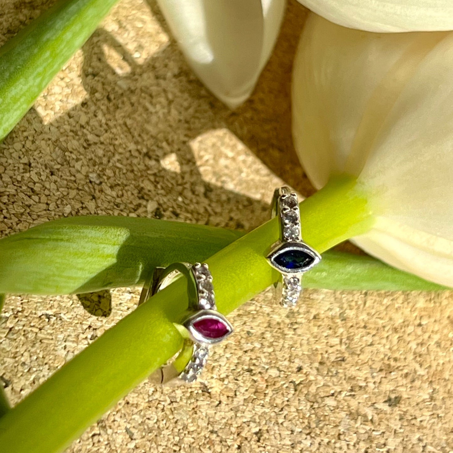 "LILY" earrings | עגילי ״לילי״