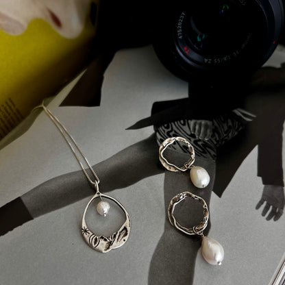 ״MOON" necklace | ״שרשרת ״מון