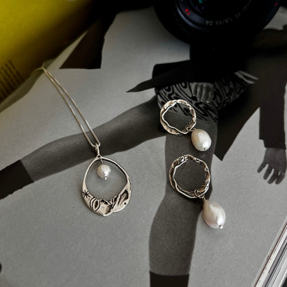 עגילי SAILO לנשים – כסף 925, פנינה טבעית ועיצוב ייחודי