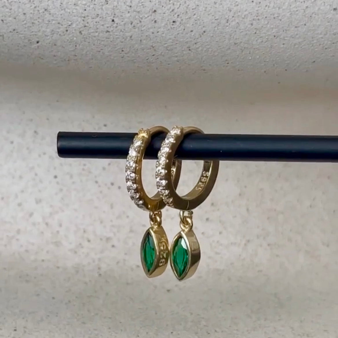 " MINI TULIP" earrings | עגילי ״ מיני טוליפ״ זהב