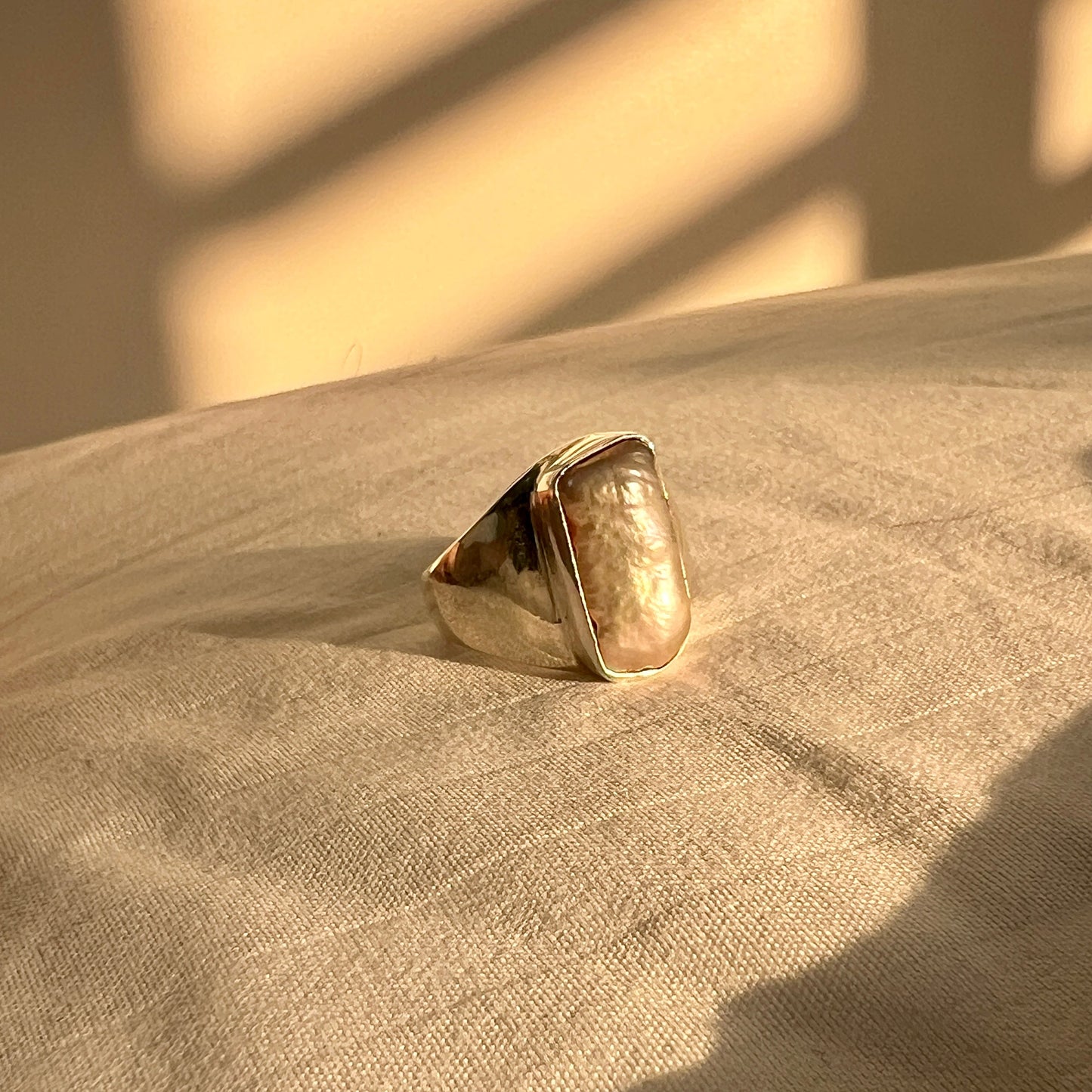 "PEARL" ring | ״טבעת ״פנינה
