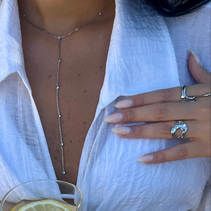 טבעת סטנסטיל מרוקעת בעיצוב נוזלי