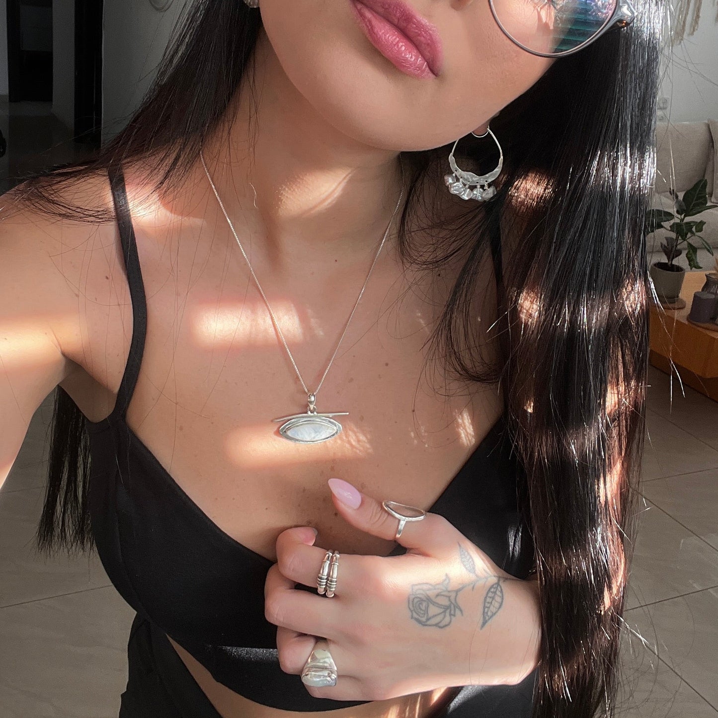 שרשרת LUMIS – כסף 925, מונסטון טבעי, עבודת יד יוקרתית