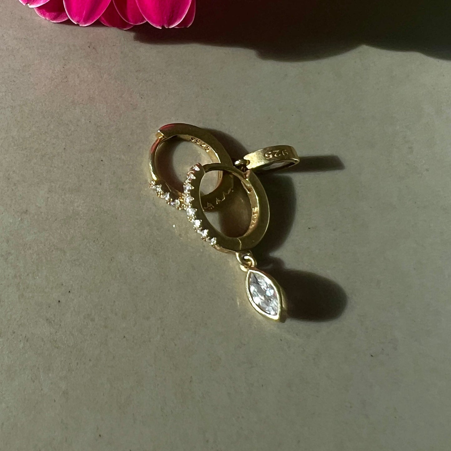 " MINI TULIP" earrings | עגילי ״ מיני טוליפ״ זהב