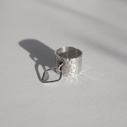 'KYLIE" ring | טבעת ״קיילי״